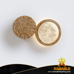 مصباح حائط داخلي بتصميم دائري من النحاس الأصفر المموج الزجاجي الفاخر للفيلا (KIB-98W)